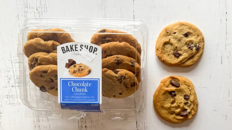 L'Oven Fresh chocolate chunk cookies on white background