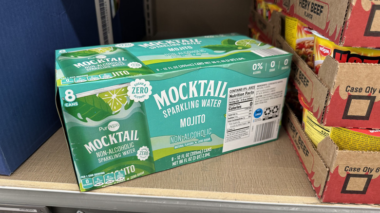 Mocktail sparkling water mojito flavor