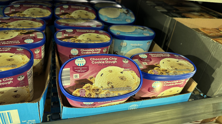 Chocolate chip cookies dough ice cream