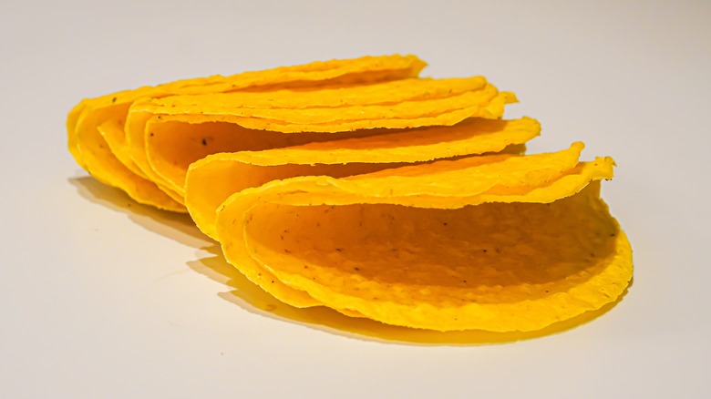 A group of hard taco shells