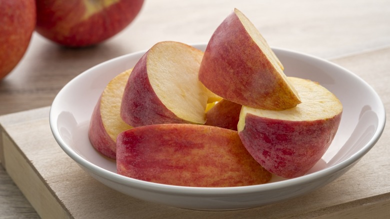Apple slices on a plate