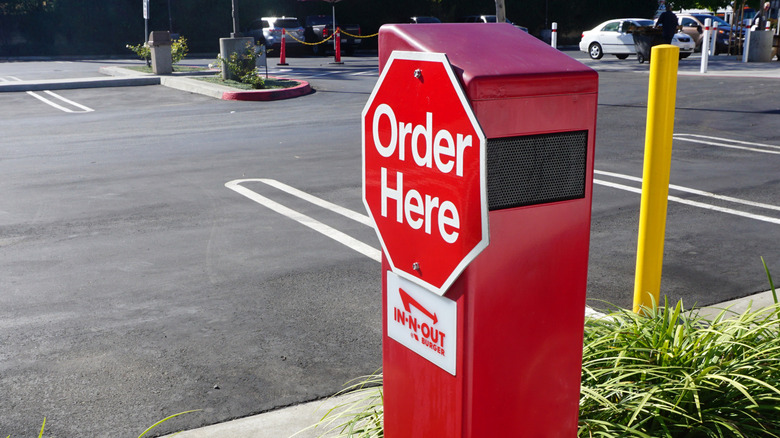 In-N-Out drive thru speaker box