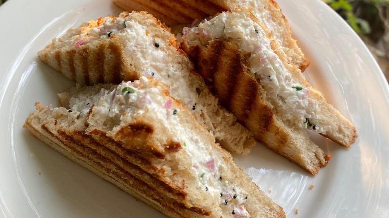 A plate of dahi sandwiches