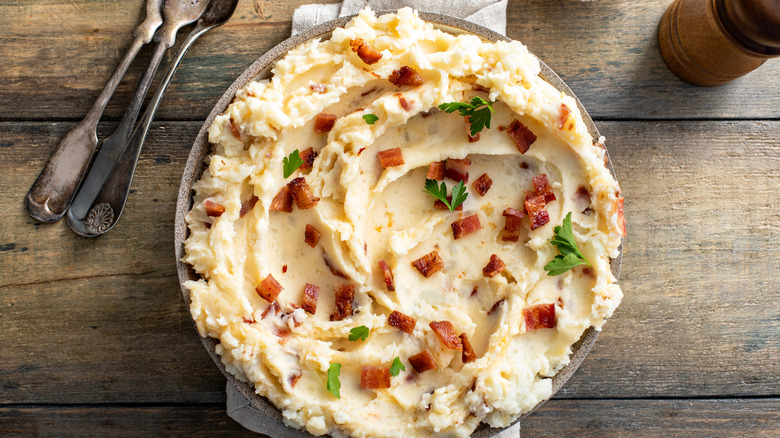 Mashed potatoes with bacon