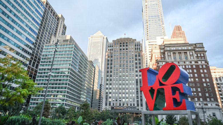Philadelphia downtown buildings behind the LOVE sign