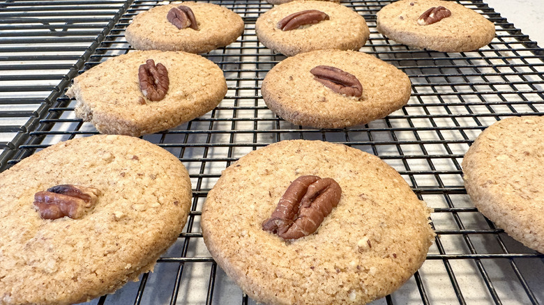 Pecan sandies on a cooling rack