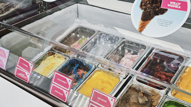 Ice cream freezer with trays of frozen desserts