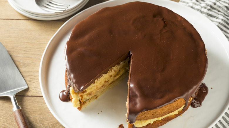 Boston cream pie with chocolate frosting