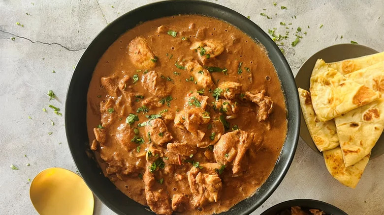 Crock pot butter chicken with pita
