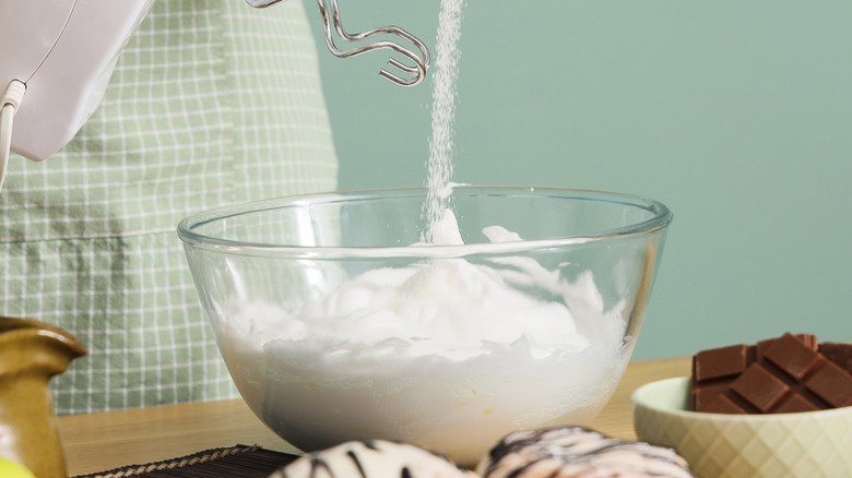 Superfine sugar making meringues