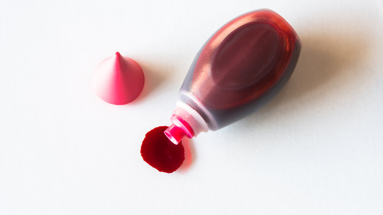 Food coloring in dropper