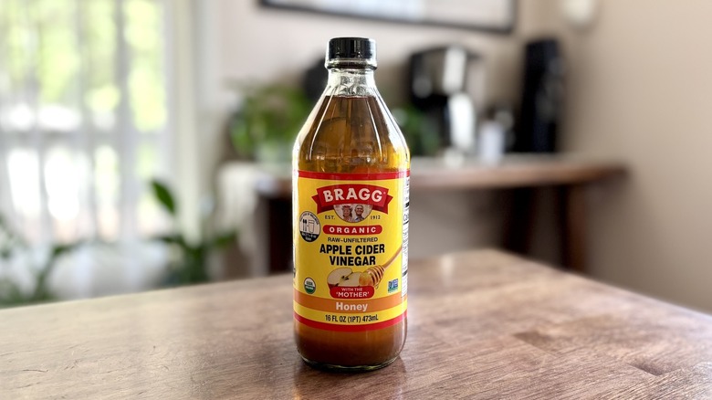 Bragg Organic Honey Apple Cider Vinegar bottle