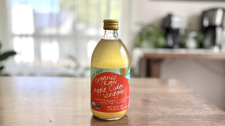 Trader Joe's Organic Raw Apple Cider Vinegar bottle