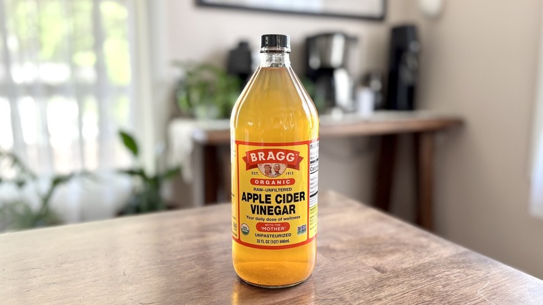 Bragg Organic Apple Cider Vinegar bottle