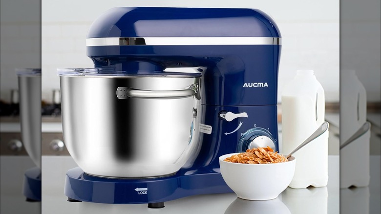 Aucma stand mixer