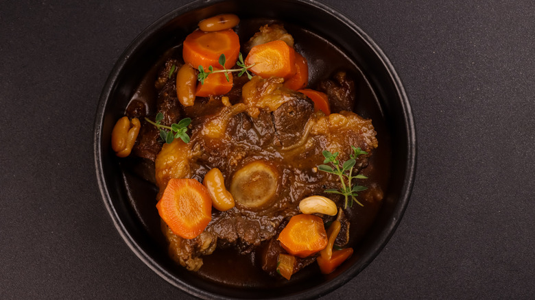 Oxtail stew with carrots and beans