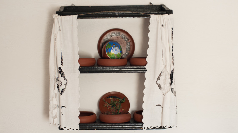 Open shelf with curtain