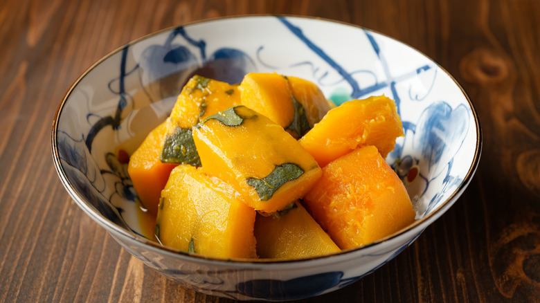 A bowl of kabocha no nimono