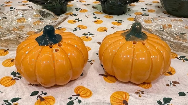 Pumpkin-shaped salt and pepper shakers