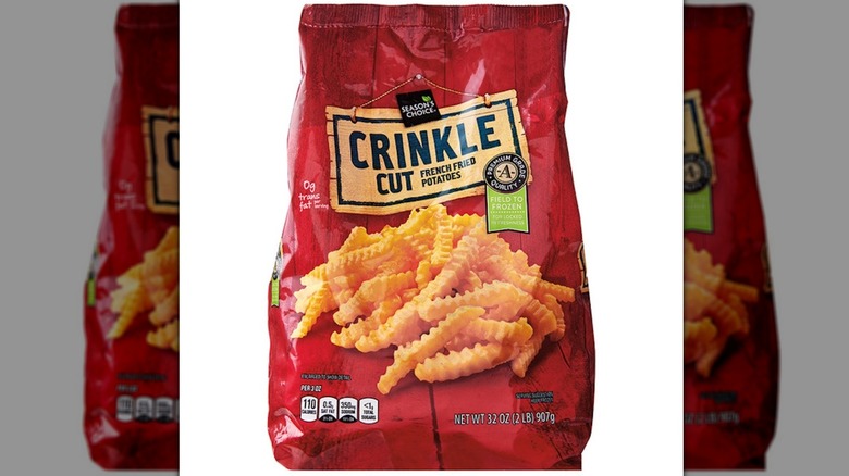 A bag of Season's Choice Crinkle Cut Potatoes from Aldi