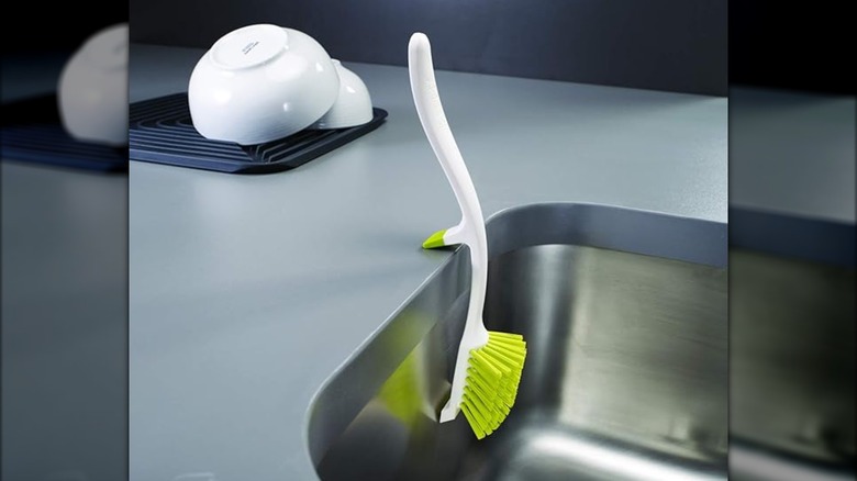 Joseph Joseph kitchen scrub brush