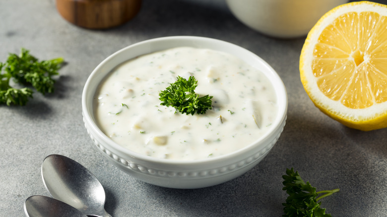 Tartar sauce in bowl