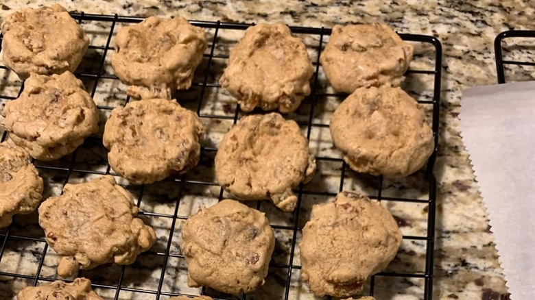 Hermit cookies on cooling rack