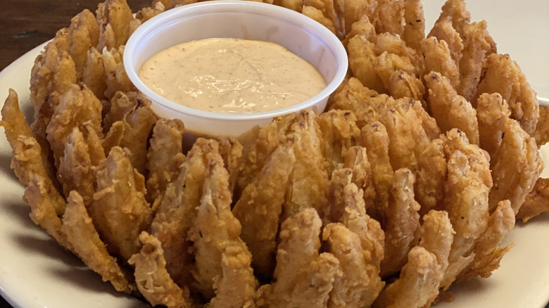 Fried onion blossom with dipping sauce