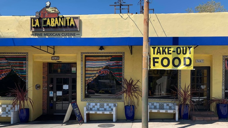 The exterior of  La Cabañita  in Glendale