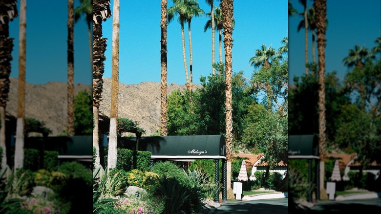 The outside of Melvyn's restaurant in Palm Springs