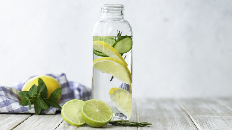 Citrus water for detox