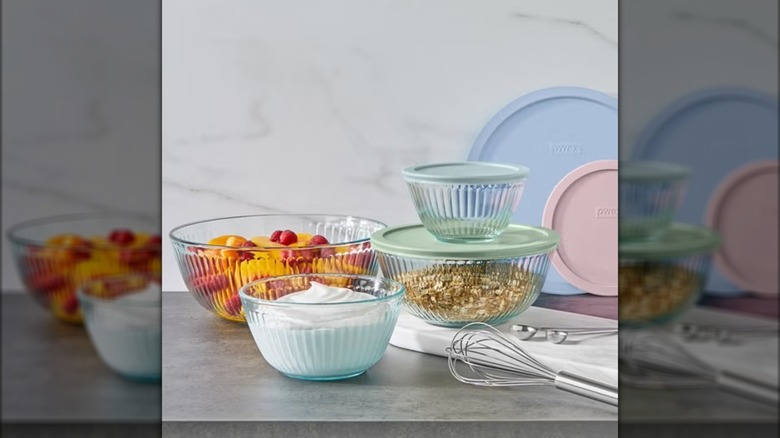 Pyrex Mixing Bowls set, with fruits and yogurt inside