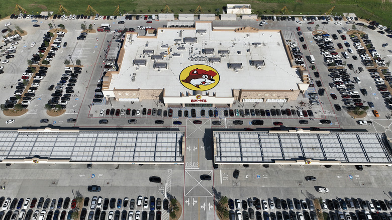 Aerial view of a Virginia location of Buc-ee's during its grand opening