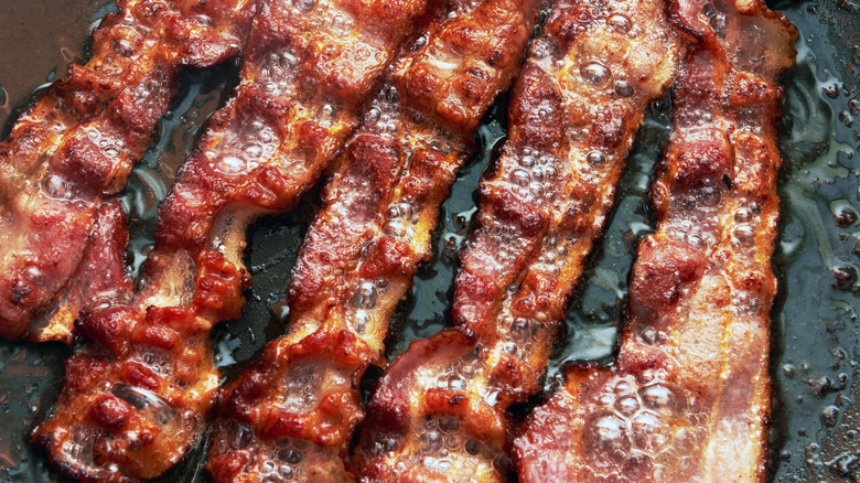 Five pieces of bacon