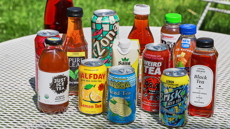 Group of iced teas on outdoor table