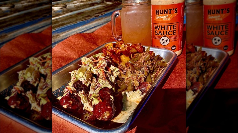 Hunt's BBQ plate in Henderson, TN