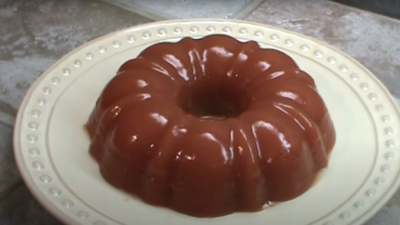 Ring of tomato aspic