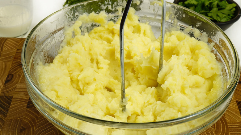 Mashed potatoes in a bowl