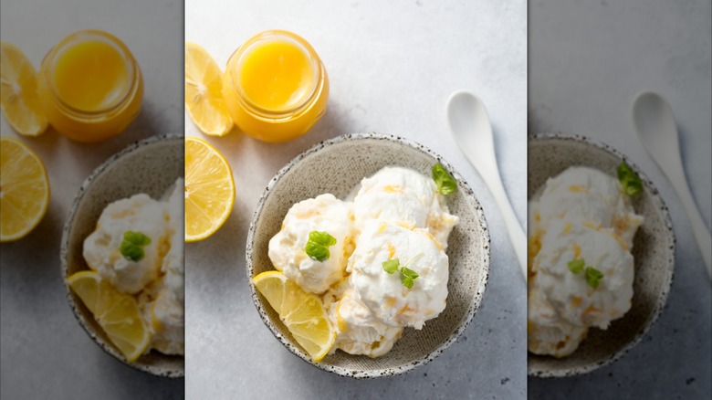 Ice cream bowl with lemon curd