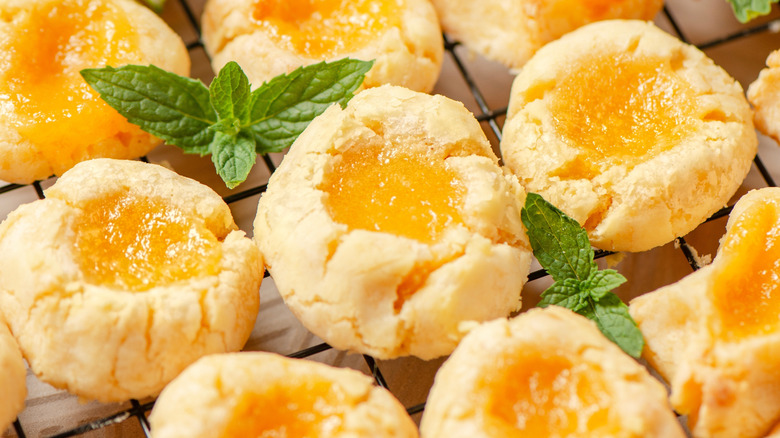 Lemon curd thumbprint cookies
