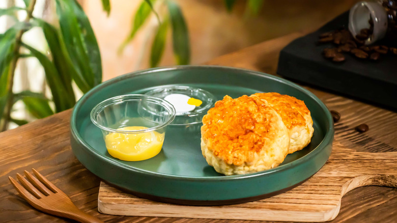 Scones with a side of lemon curd