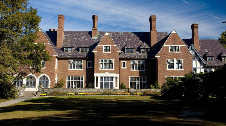 Building on the Sarah Lawrence campus