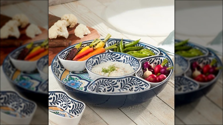 Melamine Lazy Susan filled with veggies and dip