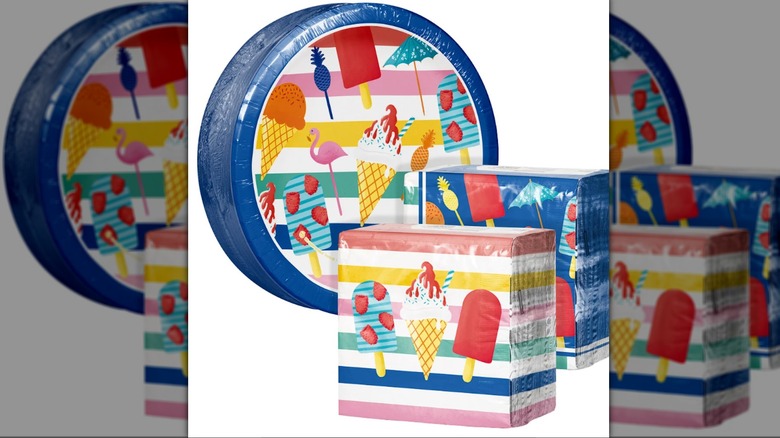 Artstyle plate and napkin set