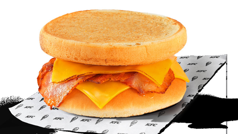 Cheddar cheeae and bacon breakfast toast