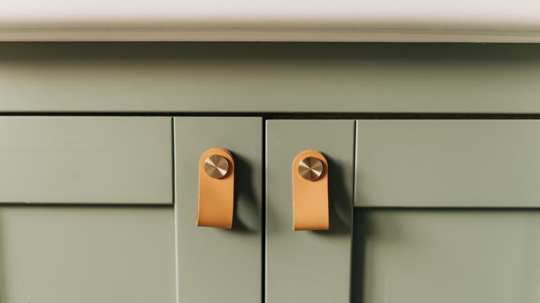 kitchen cabinets wtih leather cabinet pulls