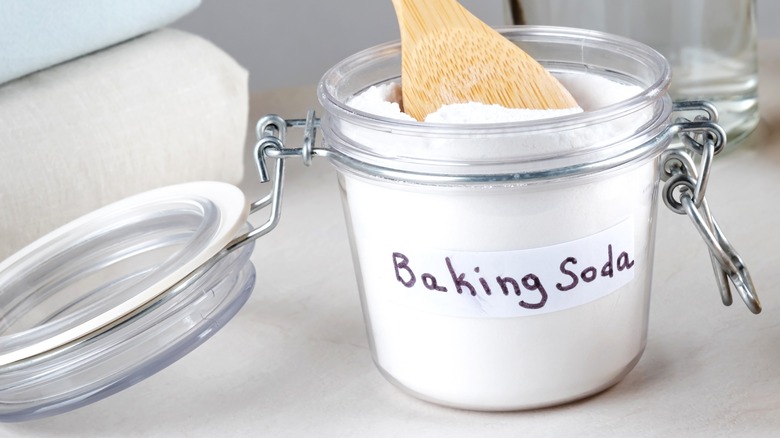 jar of baking soda