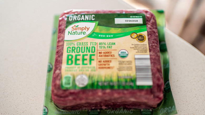 Simply Nature grass-fed ground beef