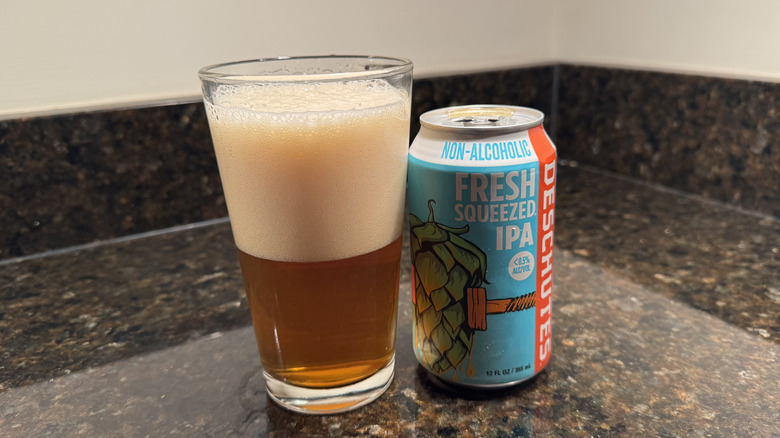 Deschutes Fresh Squeezed NA IPA on countertop
