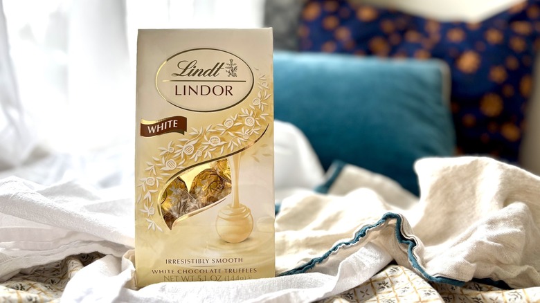 Lindor white chocolate truffles